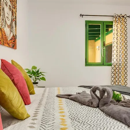 8145a - Bonito Costa Calma